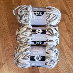 Acrylic Bulky Ziggy Yarn Beige White Brown, Lot